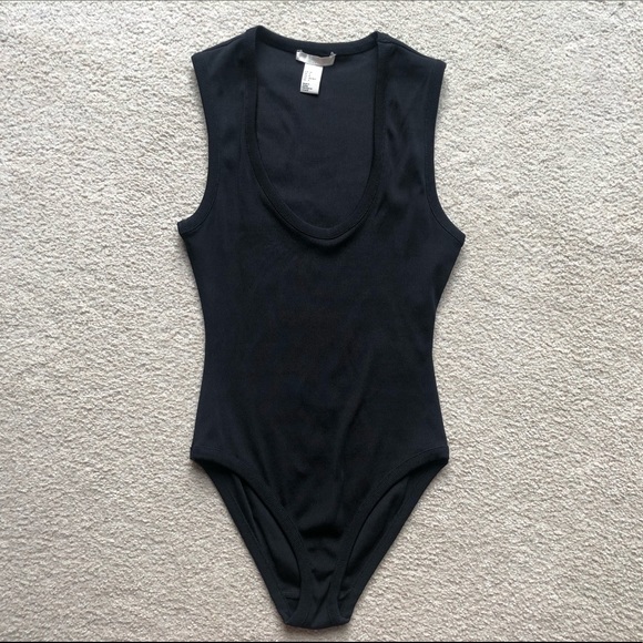 H&M TREND BLACK RIBBED STRETCH BANDAGE BODYSUIT TOP Tank Top Scoop Neck New Sz 4 - Picture 1 of 8